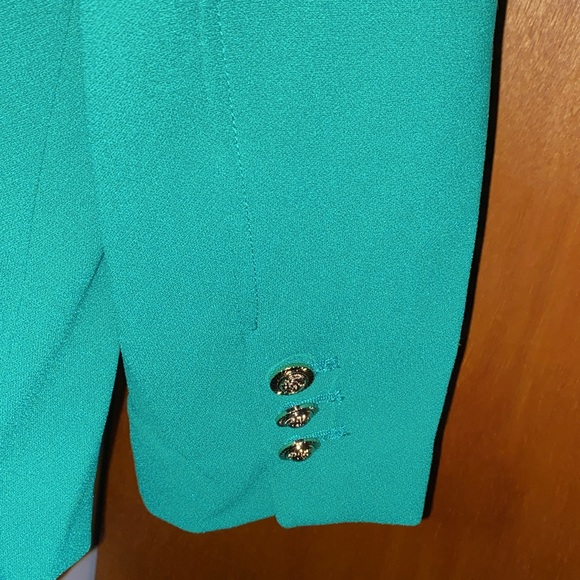 💚NWT Tahari Emerald Green Blazer w/Gold Buttons - Picture 4 of 8